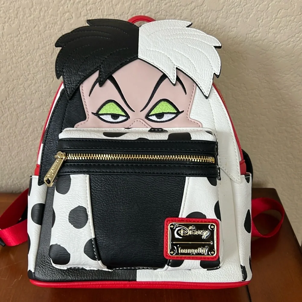 NWOT Loungefly x Disney 101 Dalmatians Cruella de Vil Cosplay Mini Backpack - Picture 1 of 5
